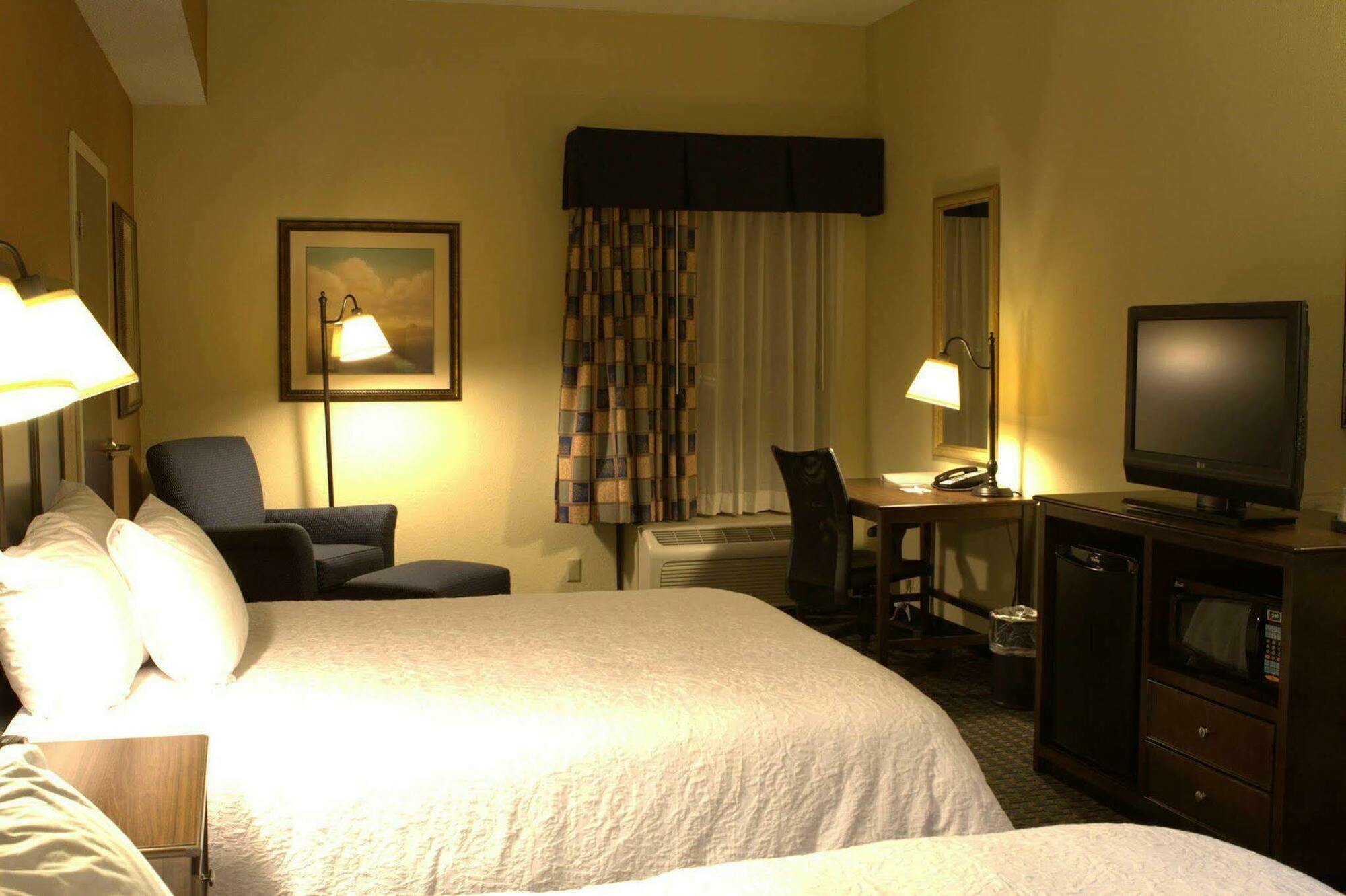 Hampton Inn Princeton Eksteriør billede